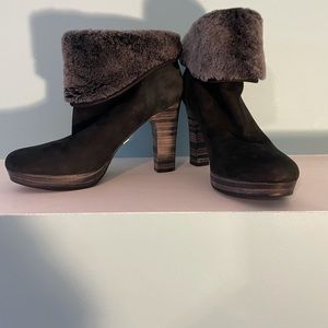 UGG black dandylion boot platform suede fur cuff ankle boot